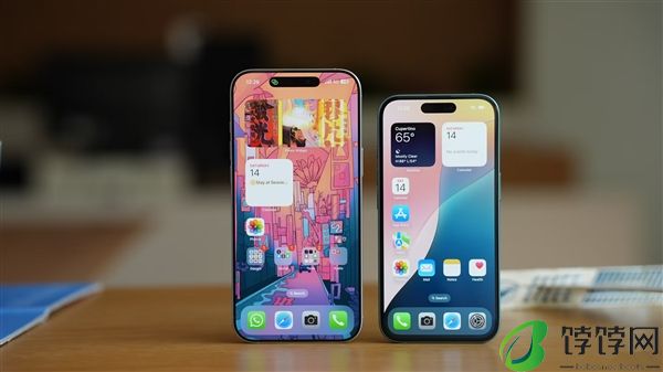 博主复现iPhone 16 Pro Max触屏失灵Bug：死亡之握返场